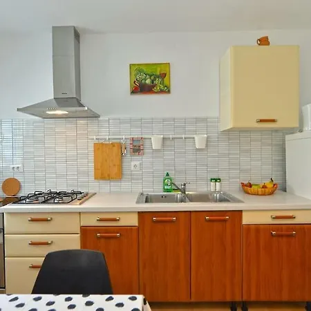 Apartment Ground Floor - Friendly In The Garden + Free Parking
