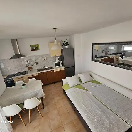 Apartment Ground Floor - Friendly In The Garden + Free Parking